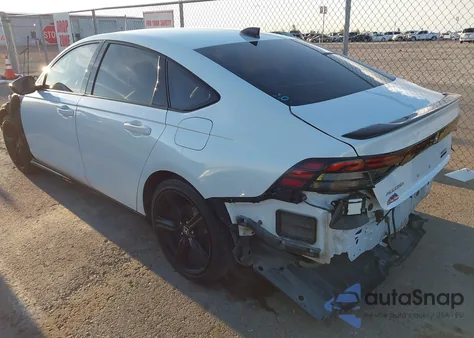 2023 Honda Accord Hybrid Sport-L z USA, uszkodzony, nr VIN 1HGCY2F73PA021906